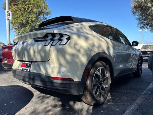 Certified 2025 Ford Mustang Mach-E Select RWD image 4