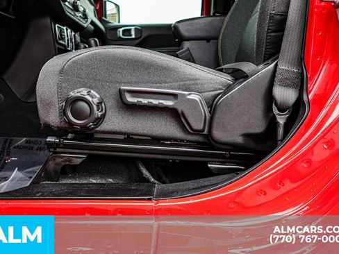 Used 2025 Jeep Wrangler Unlimited Sport AWD/4WD image 23