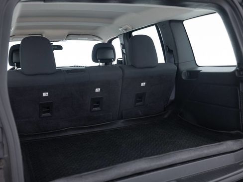 Used 2012 Jeep Liberty Sport AWD/4WD image 38