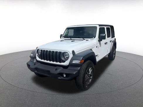 Used 2025 Jeep Wrangler Unlimited Sport AWD/4WD image 6