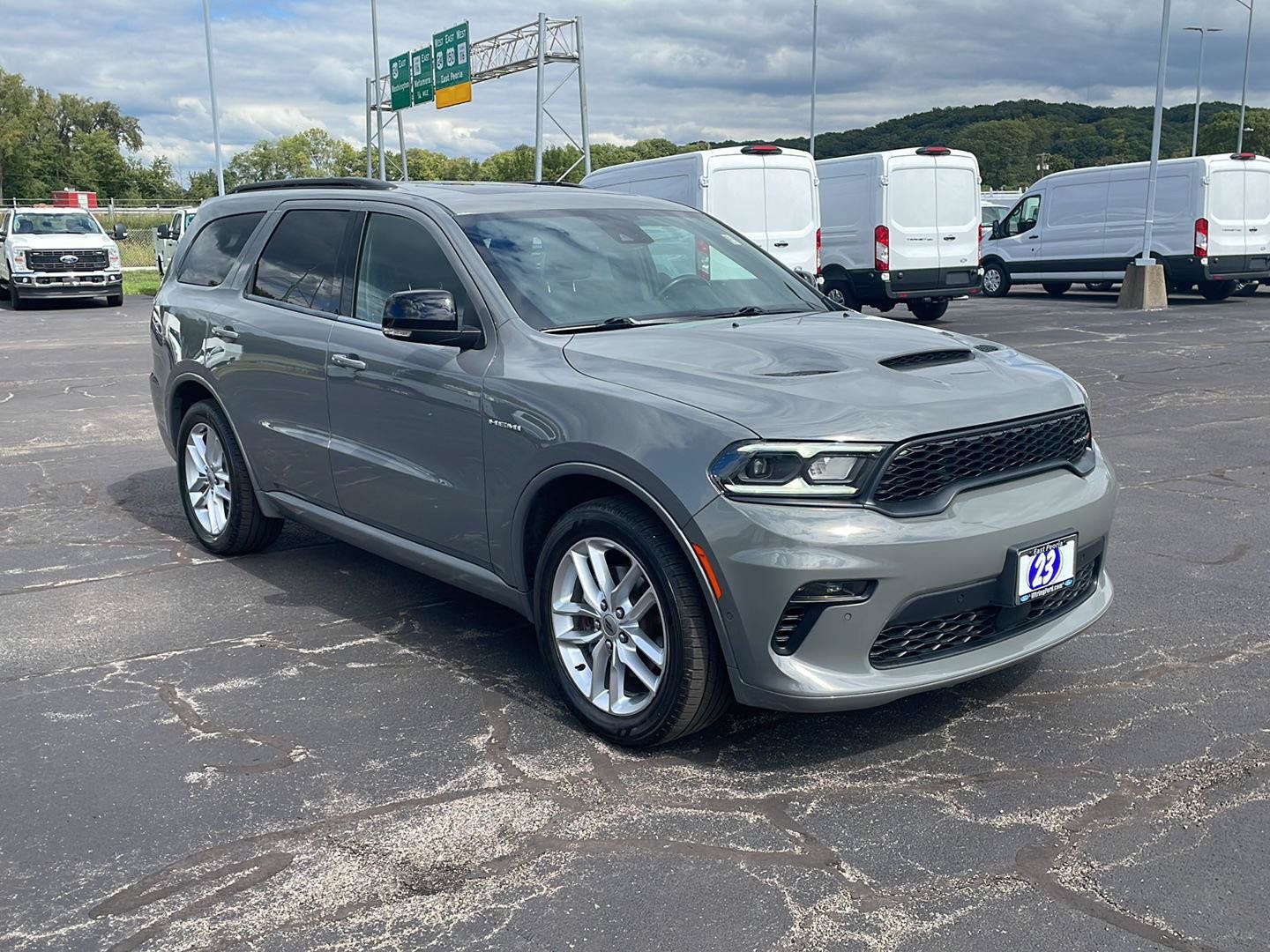 Used 2023 Dodge Durango R/T AWD/4WD image 7