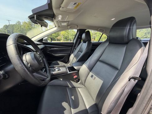 Used 2023 MAZDA MAZDA3 s FWD image 23
