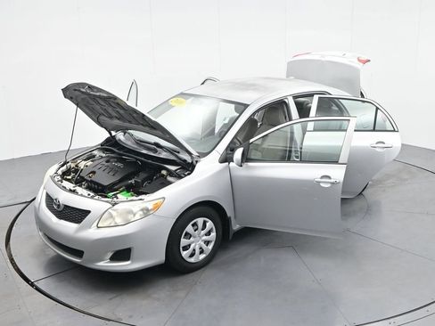 Used 2010 Toyota Corolla LE image 31