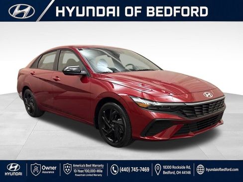 Certified 2026 Hyundai Elantra Sport FWD image 3