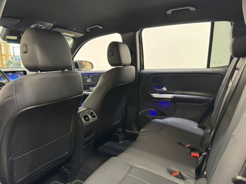 Used 2024 Mercedes-Benz GLB 250 w/ Exclusive Package image 14