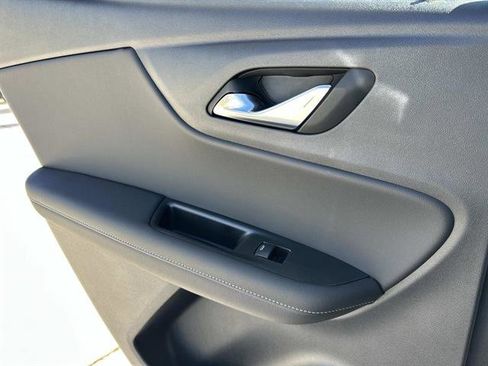 New 2025 Chevrolet Blazer LT w/ Convenience Package image 17