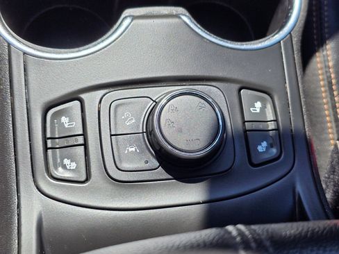 Used 2018 GMC Terrain SLT w/ Preferred Package AWD/4WD image 13