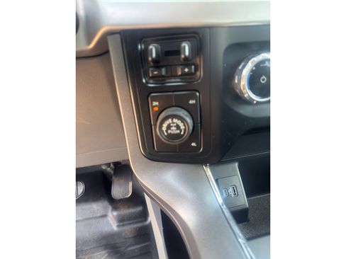 Used 2022 Ford F150 XLT w/ Equipment Group 301A Mid AWD/4WD image 39