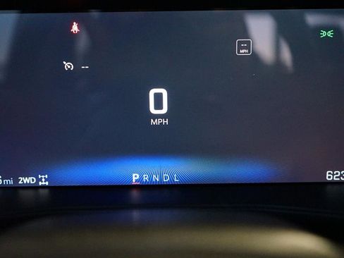 Used 2025 Chevrolet Colorado Trail Boss AWD/4WD image 14