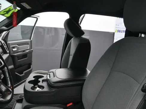 Used 2023 RAM 2500 Big Horn w/ Level 1 Equipment Group image 20