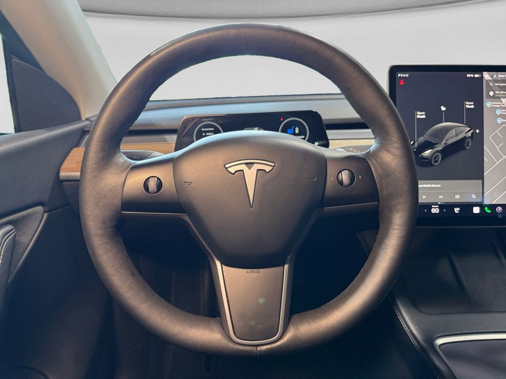 Used 2021 Tesla Model Y Long Range AWD/4WD image 8