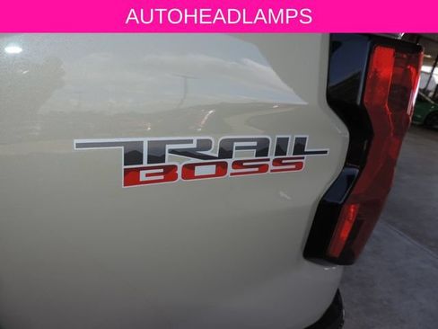 Used 2024 Chevrolet Colorado Trail Boss w/ Advanced Trailering Package AWD/4WD image 14