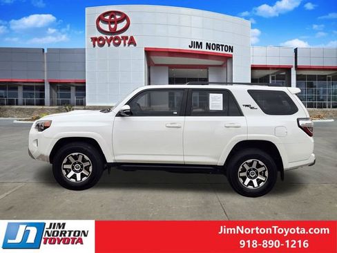 Used 2021 Toyota 4Runner TRD Off-Road Premium image 5