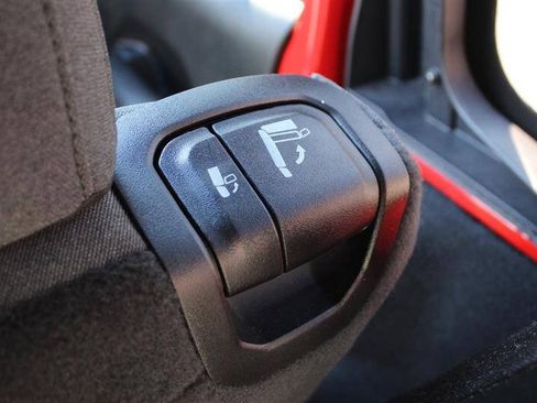 Used 2024 Jeep Wrangler Unlimited Sport AWD/4WD image 29