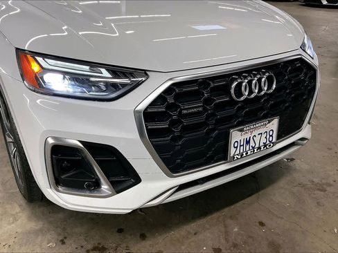 Used 2023 Audi Q5 2.0T Premium w/ Convenience Package image 32