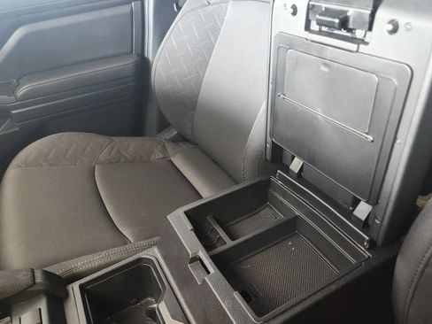 Used 2024 Toyota Tacoma SR AWD/4WD image 29