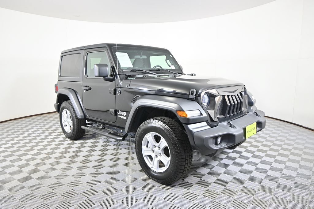 Used 2020 Jeep Wrangler Sport AWD/4WD image 9