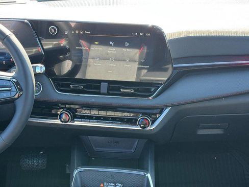 New 2026 Chevrolet Equinox RS w/ LPO, Floor Liner Package image 8