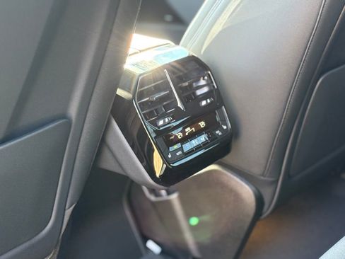 Used 2025 BMW iX xDrive50 w/ Sport Package image 21