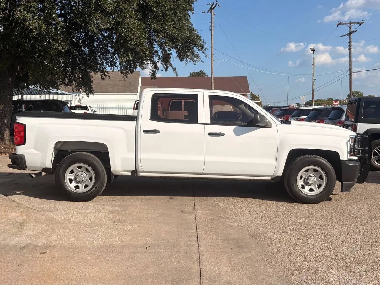 Used 2017 Chevrolet Silverado 1500 W/T w/ Special Service Package RWD image 2