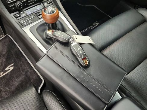 Used 2013 Porsche 911 Carrera S RWD image 37