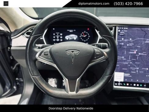 Used 2017 Tesla Model S 75D AWD/4WD image 27