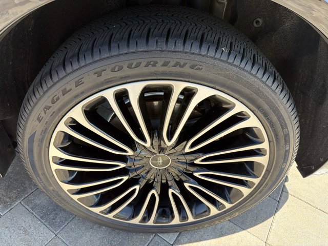 Used 2020 Lincoln Aviator Black Label w/ Dynamic Handling Package AWD/4WD image 37