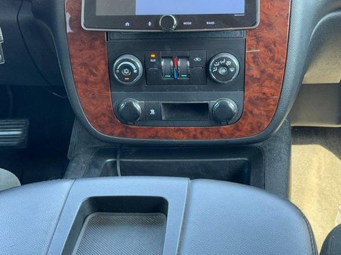 Used 2008 Chevrolet Tahoe LT image 15