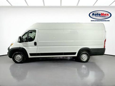 Used 2024 RAM ProMaster 3500 w/ Convenience Group FWD image 9