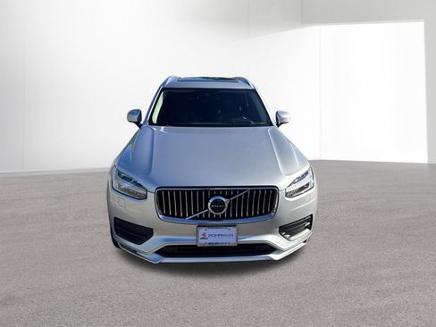 Used 2021 Volvo XC90 T6 Momentum w/ Protection Package Premier AWD/4WD image 3