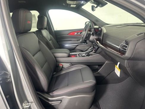 New 2026 Chevrolet Traverse Z71 w/ Enhanced Driving Package AWD/4WD image 14