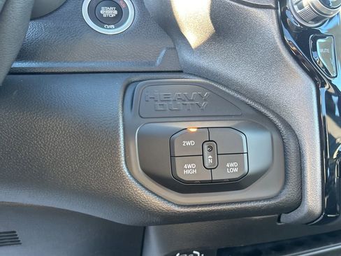 New 2026 RAM 2500 Tradesman AWD/4WD image 16