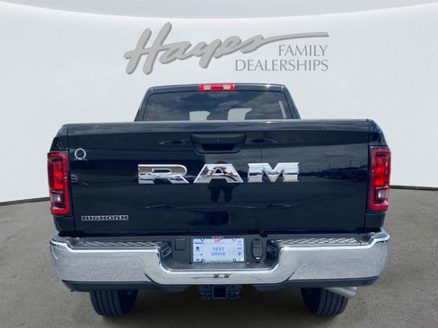 Used 2026 RAM 2500 Big Horn AWD/4WD image 4