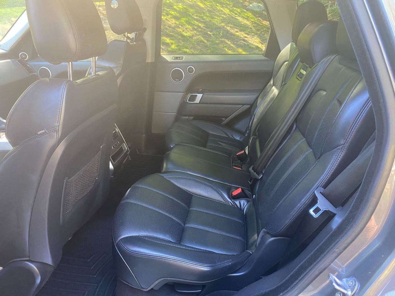 Used 2015 Land Rover Range Rover Sport HSE AWD/4WD image 13