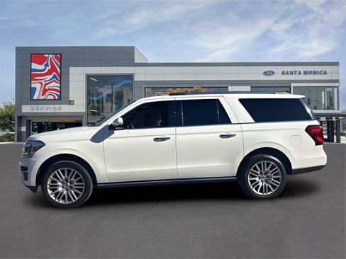 Certified 2022 Ford Expedition Max Limited image 5