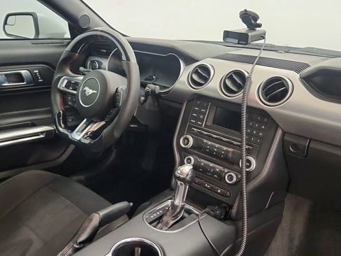 Used 2018 Ford Mustang GT RWD image 19