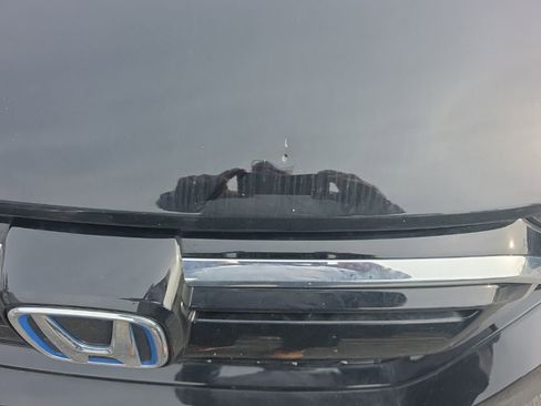 Used 2020 Honda CR-V Touring image 3