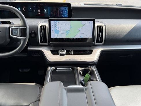 Certified 2025 Ford Expedition Active AWD/4WD image 12