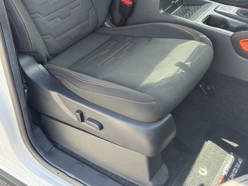 Used 2026 Nissan Frontier PRO-4X w/ Pro-4x Convenience Package AWD/4WD image 19