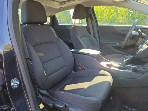 Used 2023 Chevrolet Malibu LT image 25