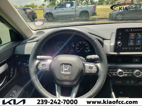 Used 2025 Honda CR-V EX-L image 19
