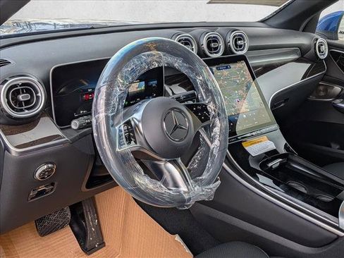 New 2026 Mercedes-Benz GLC 300 4MATIC image 3