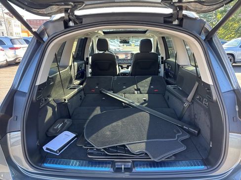 New 2026 Mercedes-Benz GLS 450 4MATIC image 32