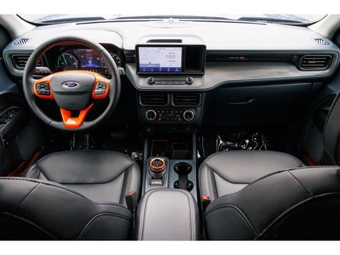 Used 2024 Ford Maverick Lariat w/ Black Appearance Package FWD image 12