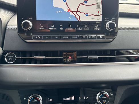 New 2025 Mitsubishi Outlander 4WD Plug-In Hybrid image 24