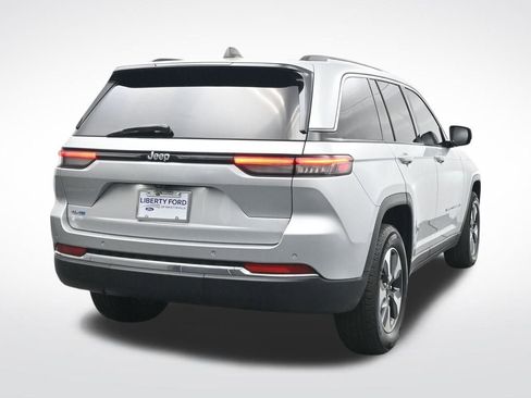 Used 2023 Jeep Grand Cherokee 4WD 4xe image 7