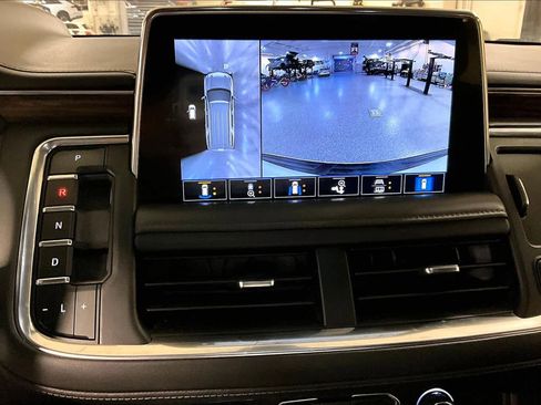 Used 2021 Chevrolet Tahoe High Country w/ Premium Package image 26