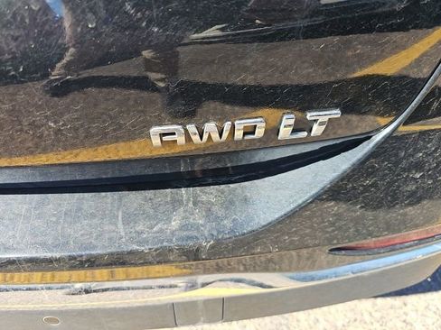 Used 2019 Chevrolet Equinox LT w/ Sun & Navigation Package image 5