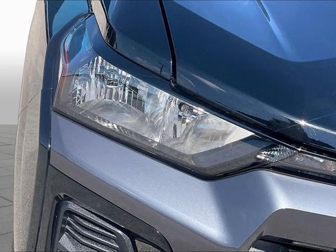 Used 2023 Chevrolet Colorado LT w/ LT Convenience Package II AWD/4WD image 27