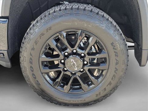 New 2026 Chevrolet Silverado 2500 Custom w/ Custom Value Package image 9